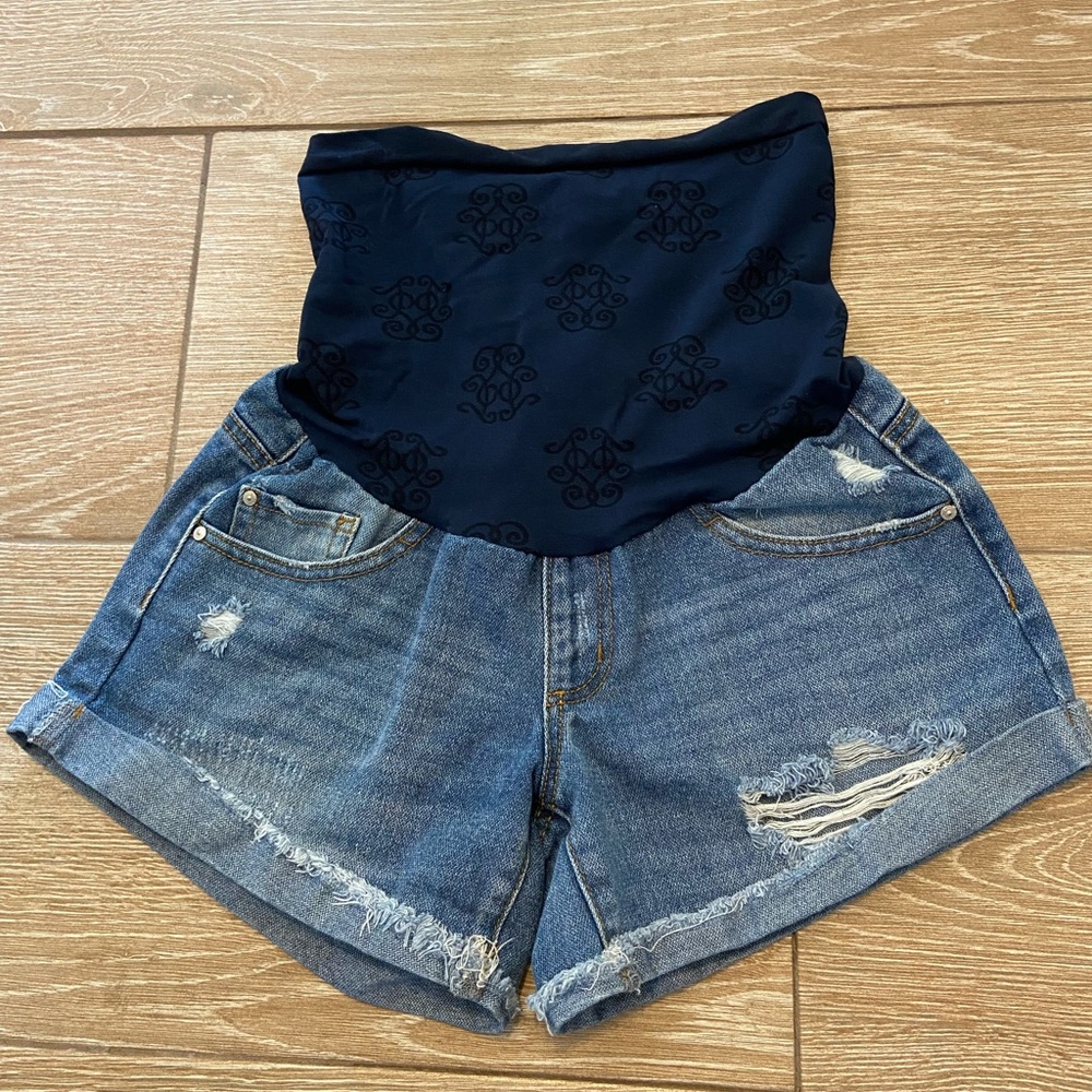 XS Jessica Simpson Maternity Short